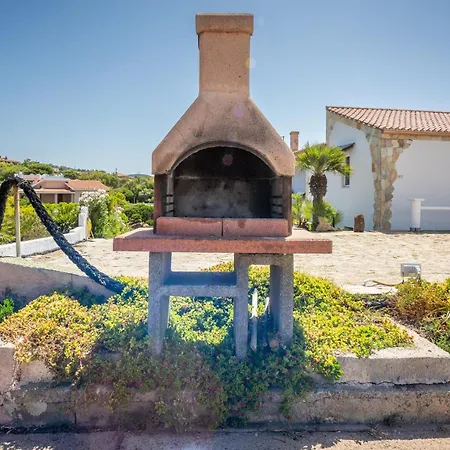 Guesthost - Sa Serenada *