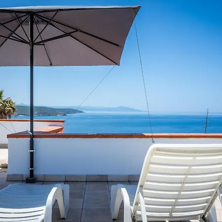 Guesthost - Sa Serenada * Torre Dei Corsari