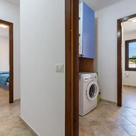 Guesthost - Sa Serenada