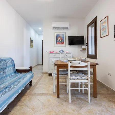 Apartman Guesthost - Sa Serenada Torre Dei Corsari